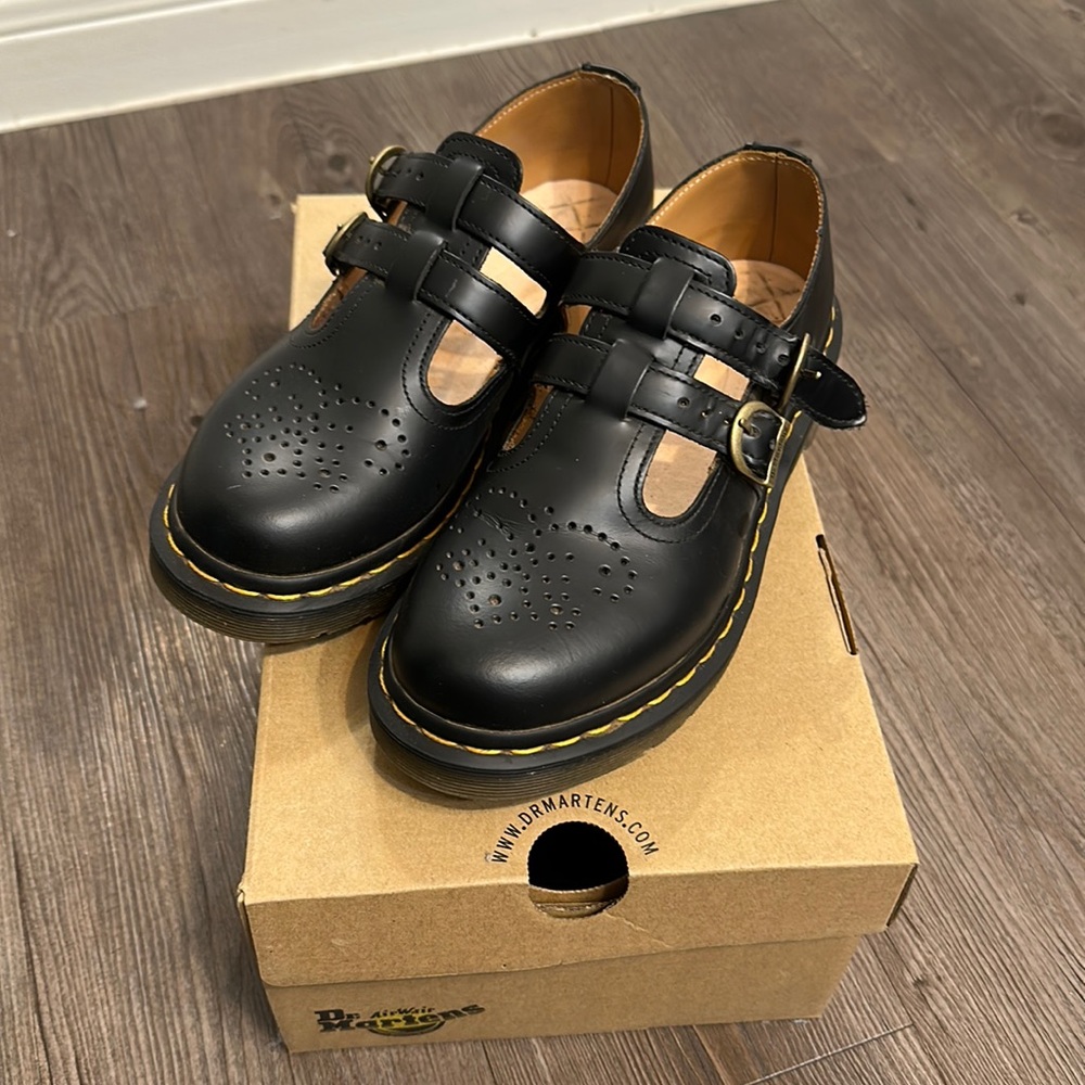 Dr Martens Mary Janes